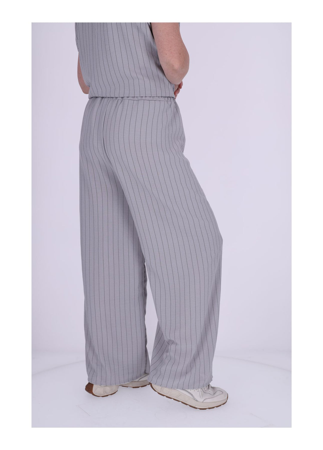 Splash of Color Damen Hose Nadelstreifen