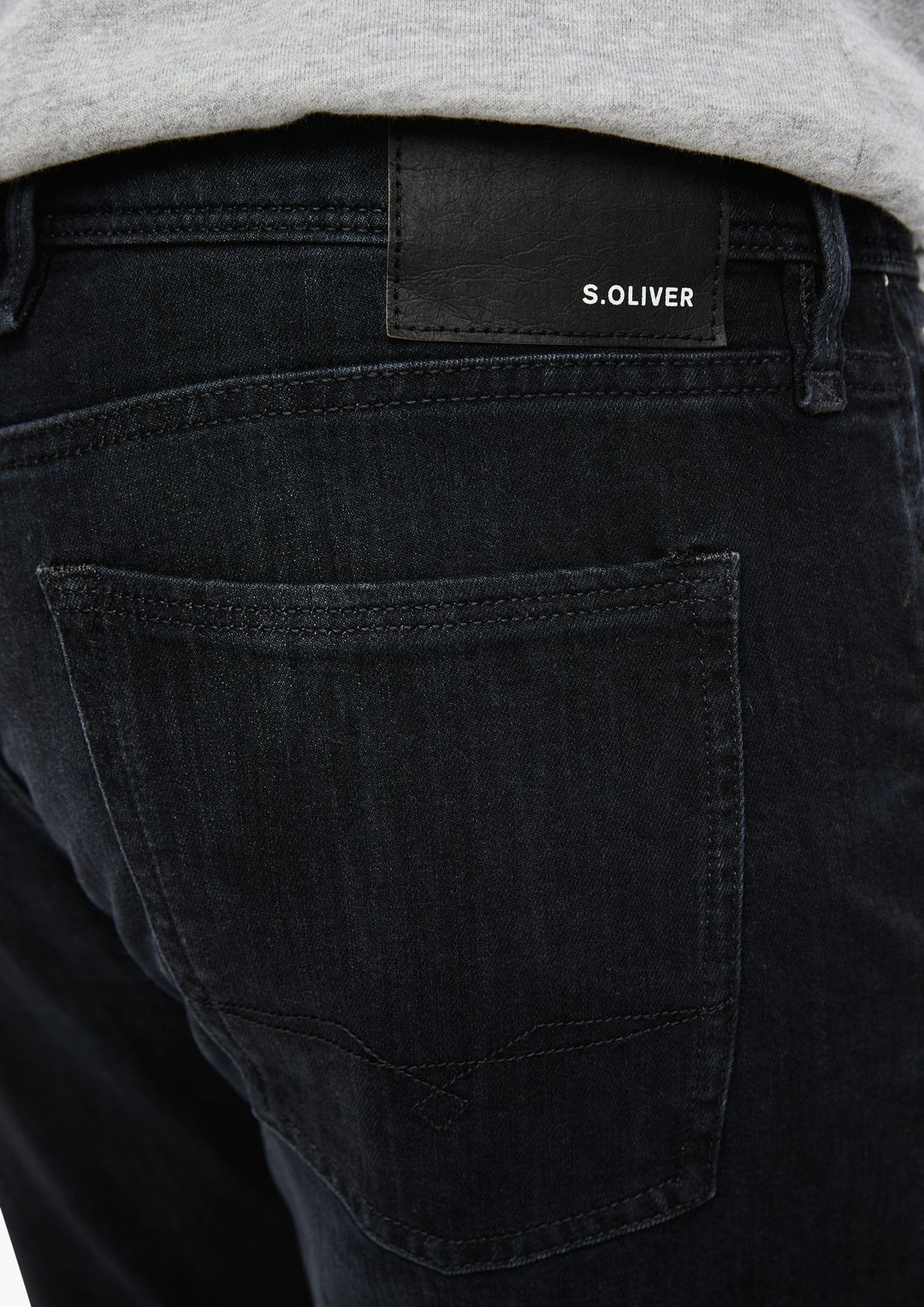 s.Oliver Herren Jeans Regular Fit
