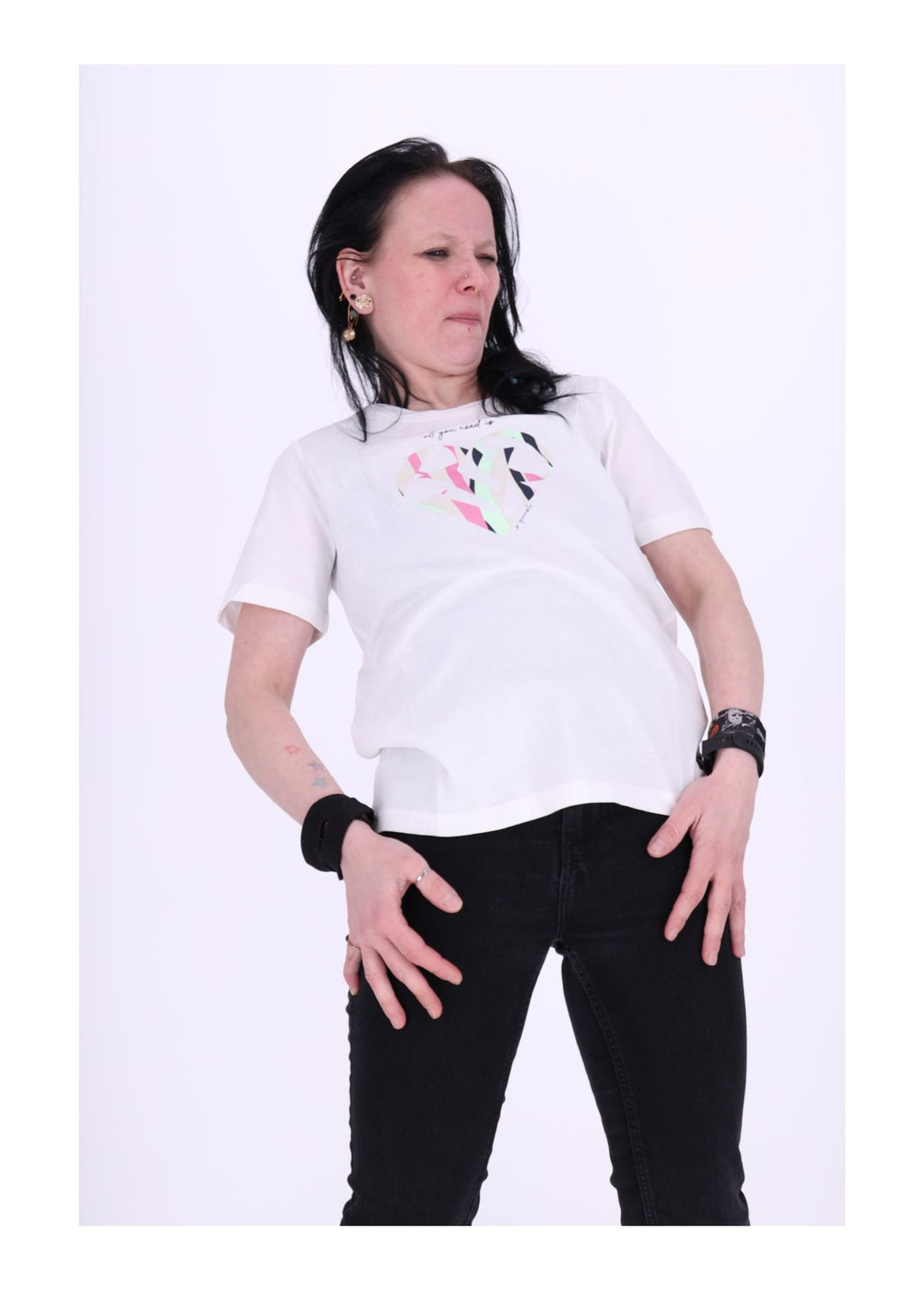 SOQUESTO Damen T-Shirt Herzprint