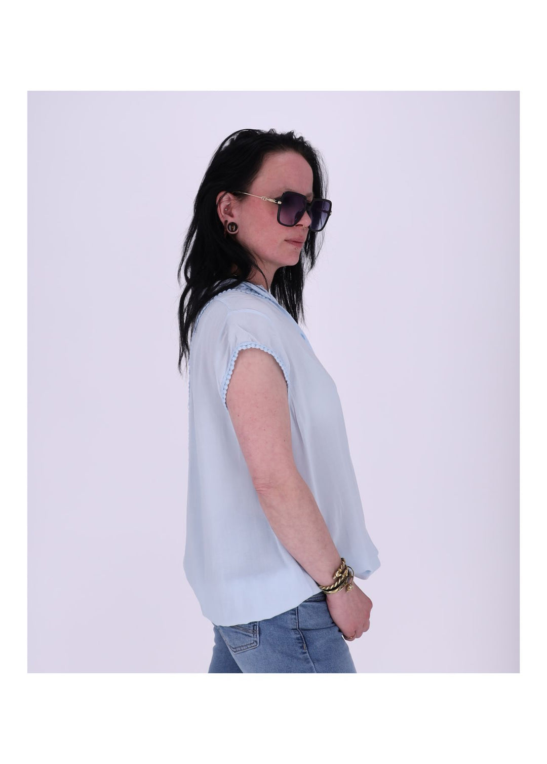 Splash of Color Damen T-Shirt Spitzeneinsatz