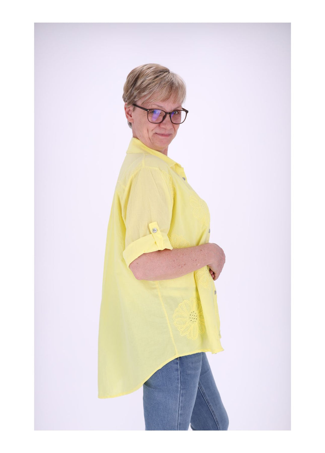 Splash of Color Bluse Kurzarm Stickerei