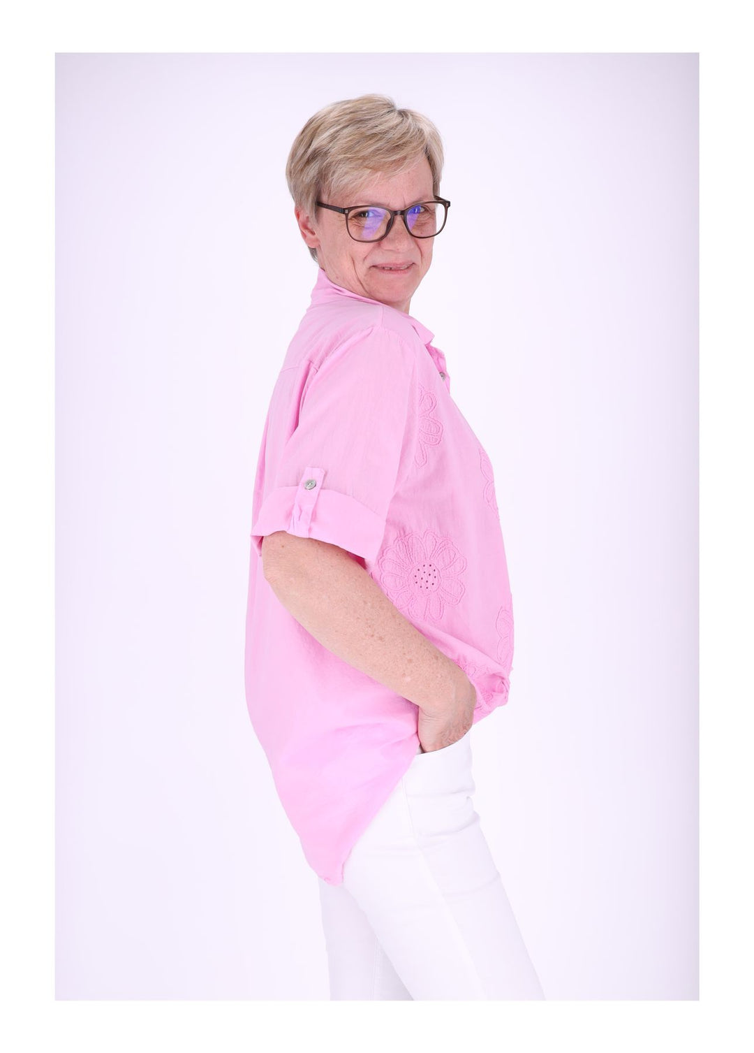 Splash of Color Bluse Kurzarm Stickerei
