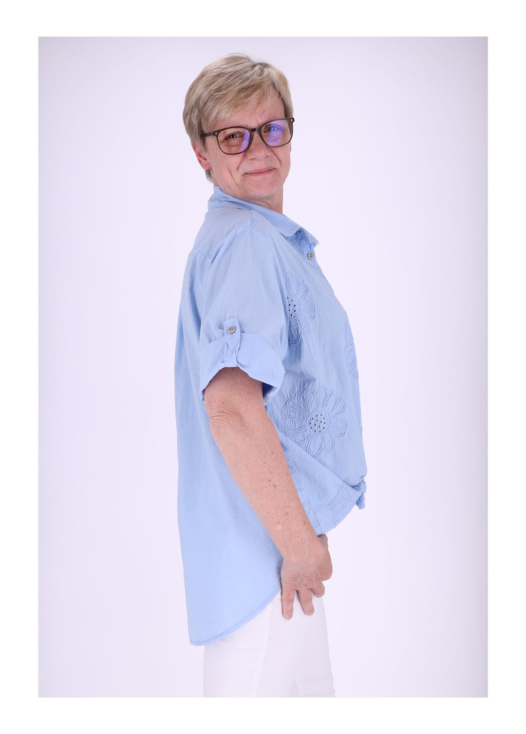 Splash of Color Bluse Kurzarm Stickerei