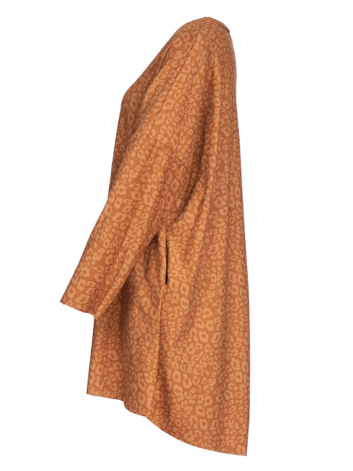 Oversized Kleid Splash of Color